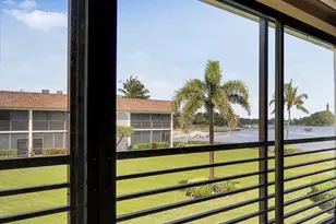 755 Saturn St, Jupiter, FL 33477 - Photo 2