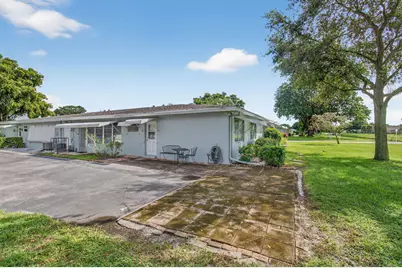 300 High Point Boulevard, Delray Beach, FL 33445 - Photo 32