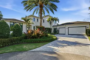 825 W Oyster Ln, Lantana, FL 33462 - Photo 12