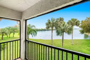 312 Liberty Ct, Deerfield Beach, FL 33442 - Photo 42