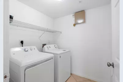 6492 Emerald Dunes Drive #208, West Palm Beach, FL 33411 - Photo 10