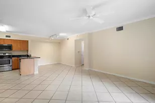 6492 Emerald Dunes Dr, West Palm Beach, FL 33411 - Photo 6