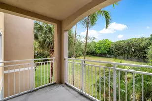 6492 Emerald Dunes Dr, West Palm Beach, FL 33411 - Photo 24