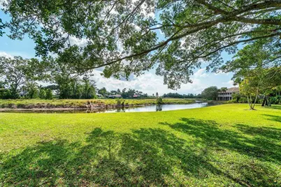 2320 Las Casitas Drive, Wellington, FL 33414 - Photo 22