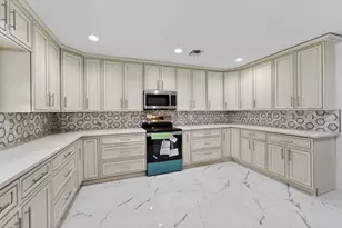 376 SW Paar Dr, Port Saint Lucie, FL 34953 - Photo 16