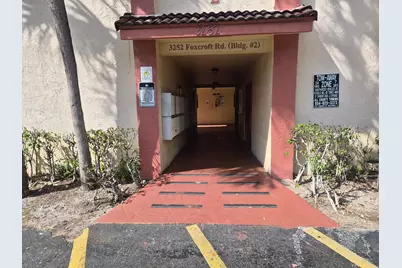 3252 Foxcroft Road #113, Miramar, FL 33025 - Photo 2