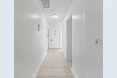 1021 Flame Vine Avenue #104, Delray Beach, FL 33445 - Photo 4