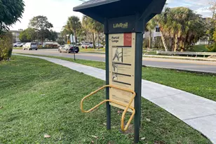 502 Davis Rd, Palm Springs, FL 33461 - Photo 16