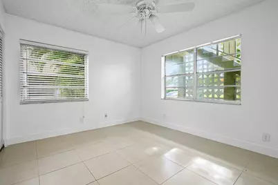 1021 Flame Vine Avenue, Delray Beach, FL 33445 - Photo 12