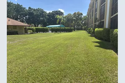 23345 Carolwood Lane #104, Boca Raton, FL 33428 - Photo 4