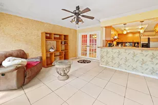 10805 NW 40th St, Coral Springs, FL 33065 - Photo 8