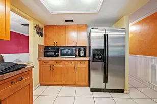 10805 NW 40th St, Coral Springs, FL 33065 - Photo 12