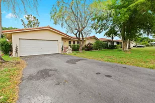 10805 NW 40th St, Coral Springs, FL 33065 - Photo 2