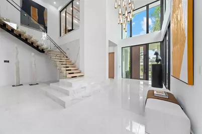 24 Fiesta Way, Fort Lauderdale, FL 33301 - Photo 12