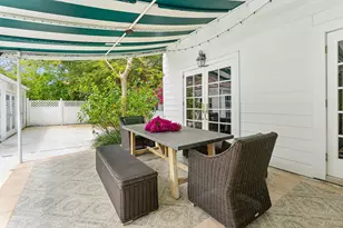 210 Merrain Rd, Palm Beach, FL 33480 - Photo 6