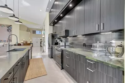 11922 Fountainside Circle, Boynton Beach, FL 33437 - Photo 16