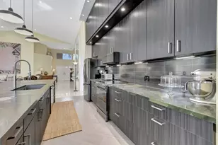 11922 Fountainside Cir, Boynton Beach, FL 33437 - Photo 16