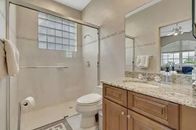 11922 Fountainside Circle, Boynton Beach, FL 33437 - Photo 18