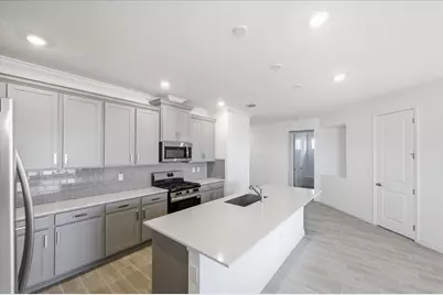 6661 NW Heirloom Terrace, Port Saint Lucie, FL 34987 - Photo 10