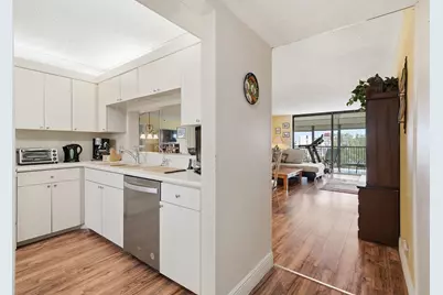 7050 NW 44th Street #705, Lauderhill, FL 33319 - Photo 8