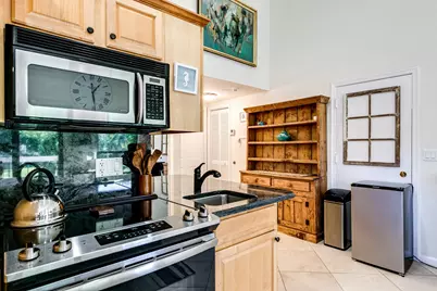 11863 Wimbledon Circle #527, Wellington, FL 33414 - Photo 8