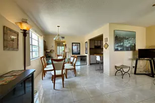 465 Flanders J, Delray Beach, FL 33484 - Photo 4