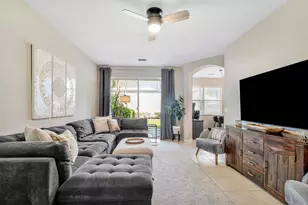 6102 Seminole Gardens Cir, Riviera Beach, FL 33418 - Photo 2