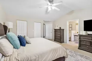 6102 Seminole Gardens Cir, Riviera Beach, FL 33418 - Photo 8