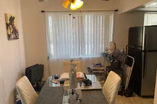 700 Village Green Ct, Palm Springs, FL 33461 - Photo 14