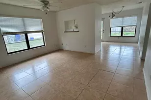 1036 SW 19th Ave Ave SW, Vero Beach, FL 32962 - Photo 2