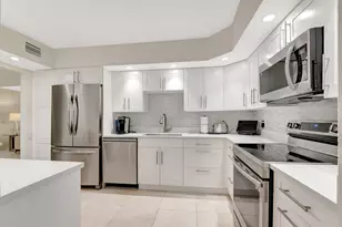 2667 N Ocean Blvd, Boca Raton, FL 33431 - Photo 10