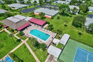 1232 Club Dr W, Delray Beach, FL 33445 - Photo 12