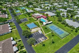 1232 Club Dr W, Delray Beach, FL 33445 - Photo 10