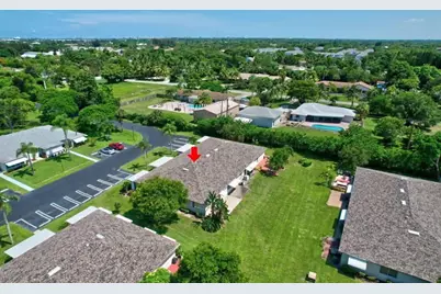 1232 Club Drive W #D, Delray Beach, FL 33445 - Photo 12