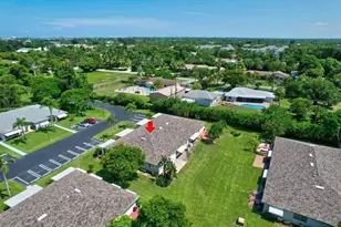 1232 Club Dr W, Delray Beach, FL 33445 - Photo 12