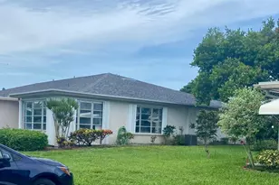 1232 Club Dr W, Delray Beach, FL 33445 - Photo 24