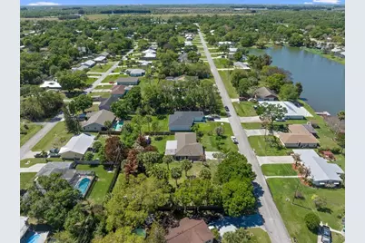 8103 Coquina Avenue, Fort Pierce, FL 34951 - Photo 6