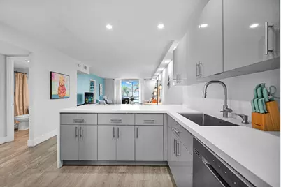 400 SE 10th Street #303, Deerfield Beach, FL 33441 - Photo 1