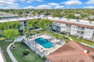 400 SE 10th St, Deerfield Beach, FL 33441 - Photo 26