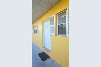 1505 Crescent Circle #B24, West Palm Beach, FL 33403 - Photo 1