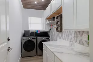 246 NE 14th St, Delray Beach, FL 33444 - Photo 30