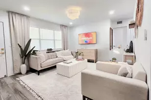246 NE 14th St, Delray Beach, FL 33444 - Photo 10