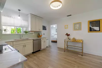 246 NE 14th Street, Delray Beach, FL 33444 - Photo 18