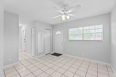 1439 W Broome Street, Lantana, FL 33462 - Photo 4