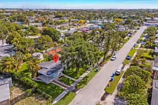 1439 W Broome St, Lantana, FL 33462 - Photo 34