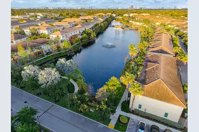 704 SW 2nd Way, Pompano Beach, FL 33060 - Photo 32