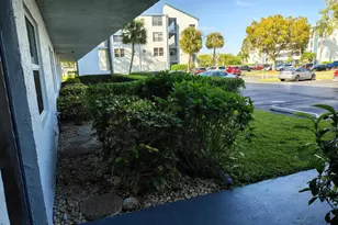 7680 NW 18th St, Margate, FL 33063 - Photo 4