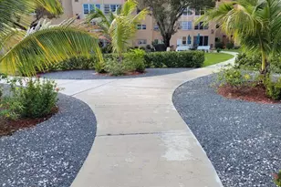 300 NE 26th Ave NE, Boynton Beach, FL 33435 - Photo 24