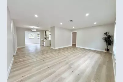 1753 16th Court N, Lake Worth Beach, FL 33460 - Photo 4