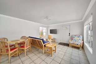 2724 NE 14th St, Fort Lauderdale, FL 33304 - Photo 8